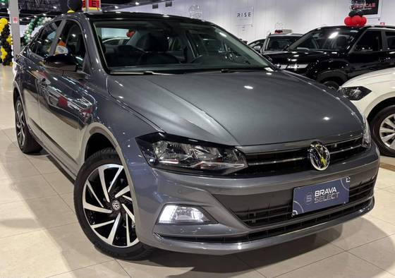 VOLKSWAGEN VIRTUS 1.0 200 TSI HIGHLINE AUTOMÁTICO