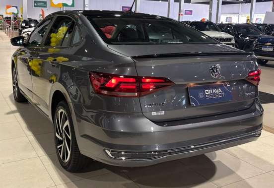 VOLKSWAGEN-VIRTUS-2022