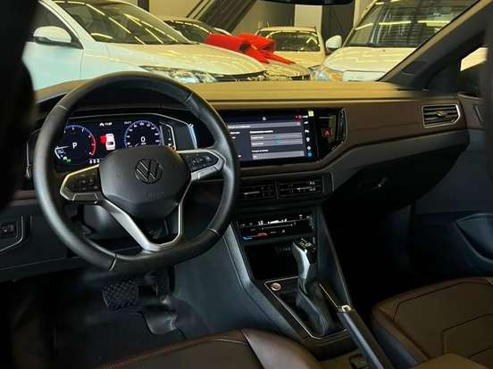 VOLKSWAGEN-VIRTUS-1.0 200 TSI HIGHLINE AUTOMÁTICO VOLKSWAGEN-VIRTUS-2024