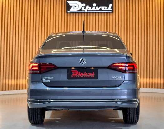 VOLKSWAGEN-VIRTUS-2018