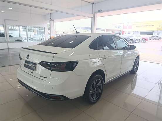 VOLKSWAGEN-VIRTUS-2025