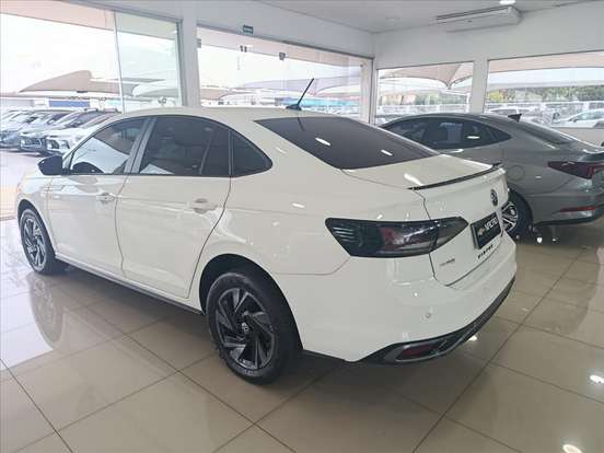 VOLKSWAGEN-VIRTUS-2025