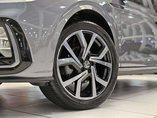 VOLKSWAGEN-VIRTUS-1.4 250 TSI EXCLUSIVE AUTOMÁTICO VOLKSWAGEN-VIRTUS-2024