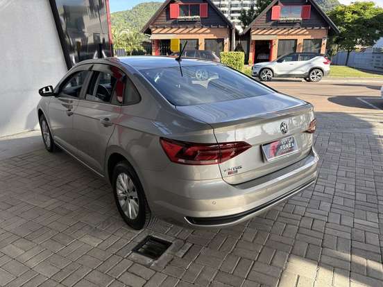 VOLKSWAGEN-VIRTUS-1.6 MSI TOTAL FLEX AUTOMÁTICO VOLKSWAGEN-VIRTUS-2018