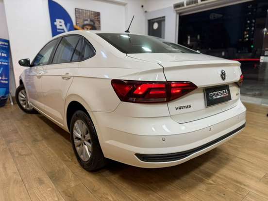 VOLKSWAGEN-VIRTUS-2019