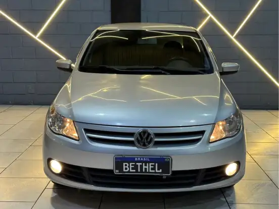 VOLKSWAGEN-VOYAGE-1.0 MI 8V FLEX 4P MANUAL VOLKSWAGEN-VOYAGE-2009