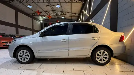 VOLKSWAGEN-VOYAGE-2009