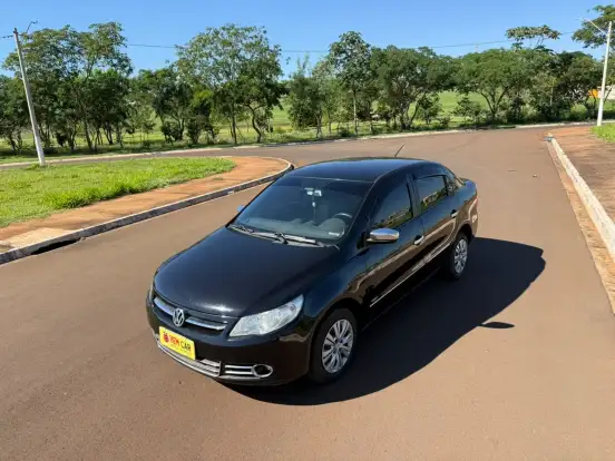 VOLKSWAGEN-VOYAGE-2011