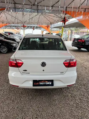 VOLKSWAGEN-VOYAGE-1.6 MSI TOTALFLEX TRENDLINE 4P MANUAL VOLKSWAGEN-VOYAGE-2016