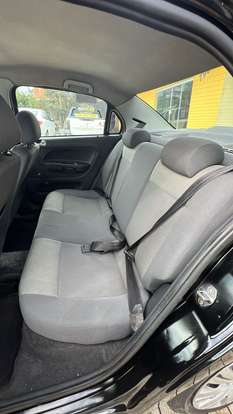 VOLKSWAGEN-VOYAGE-1.0 MI 8V FLEX 4P MANUAL VOLKSWAGEN-VOYAGE-2009