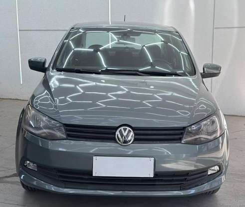 VOLKSWAGEN-VOYAGE-2013