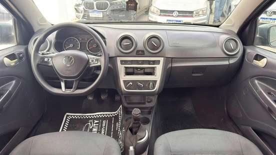 VOLKSWAGEN-VOYAGE-2013