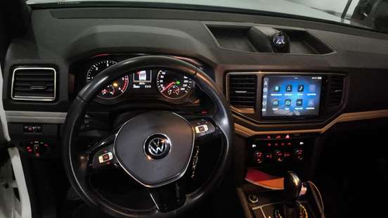 VOLKSWAGEN-AMAROK-2024