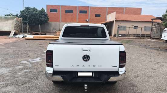 VOLKSWAGEN-AMAROK-2024