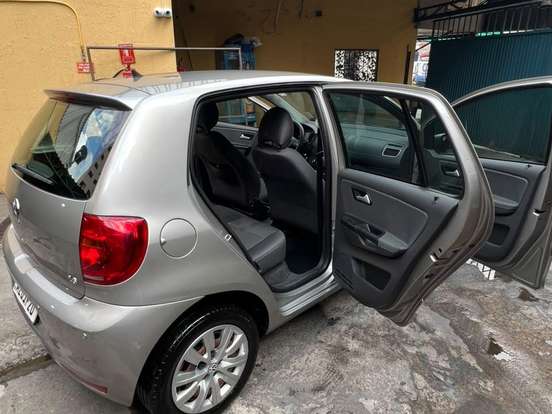 VOLKSWAGEN-FOX-1.6 MI 8V FLEX 4P MANUAL VOLKSWAGEN-FOX-2012
