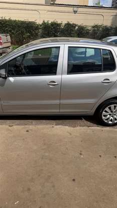 VOLKSWAGEN-FOX-2012