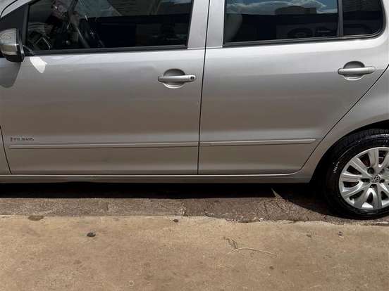 VOLKSWAGEN-FOX-1.6 MI 8V FLEX 4P MANUAL VOLKSWAGEN-FOX-2012