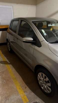 VOLKSWAGEN-FOX-2012