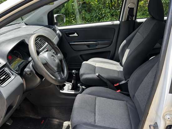 VOLKSWAGEN-FOX-1.6 MI PRIME 8V FLEX 4P MANUAL VOLKSWAGEN-FOX-2012