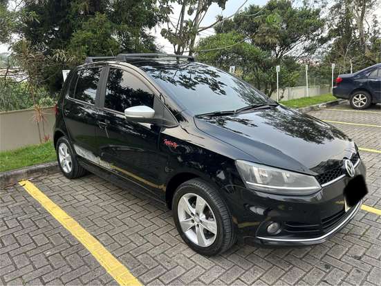 VOLKSWAGEN-FOX-1.6 MI ROCK IN RIO 8V FLEX 4P MANUAL VOLKSWAGEN-FOX-2015