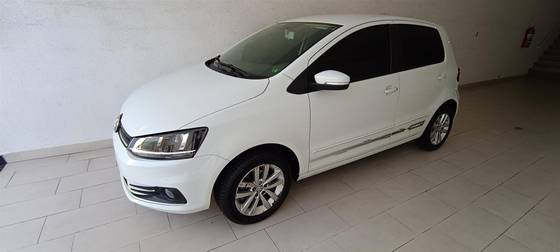 VOLKSWAGEN FOX 1.6 MSI TOTAL FLEX CONNECT 4P I-MOTION