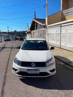 VOLKSWAGEN-GOL-2021