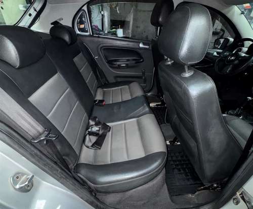 VOLKSWAGEN-GOL-1.0 MI 8V FLEX 4P MANUAL G.V VOLKSWAGEN-GOL-2012