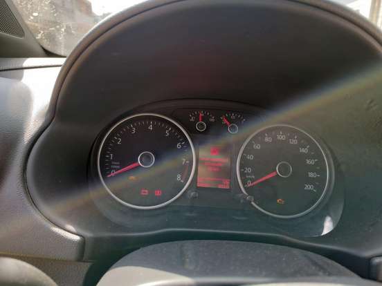 VOLKSWAGEN-GOL-2013
