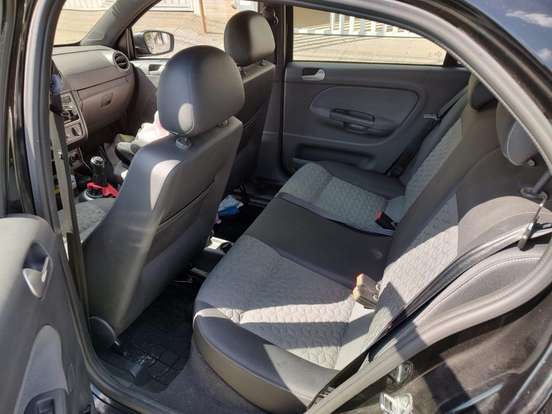VOLKSWAGEN-GOL-1.0 MI TRACK 8V FLEX 4P MANUAL VOLKSWAGEN-GOL-2013