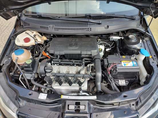 VOLKSWAGEN-GOL-2013
