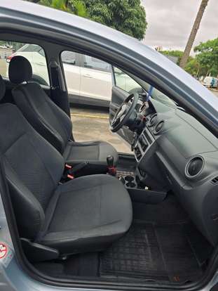 VOLKSWAGEN-GOL-1.0 MI TRENDLINE 8V FLEX 4P MANUAL VOLKSWAGEN-GOL-2014