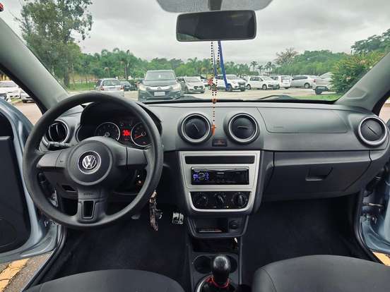VOLKSWAGEN-GOL-1.0 MI TRENDLINE 8V FLEX 4P MANUAL VOLKSWAGEN-GOL-2014
