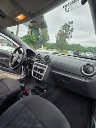 VOLKSWAGEN-GOL-2014