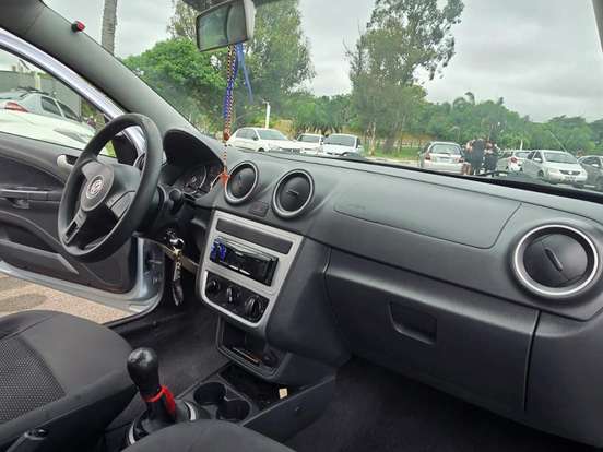 VOLKSWAGEN-GOL-1.0 MI TRENDLINE 8V FLEX 4P MANUAL VOLKSWAGEN-GOL-2014
