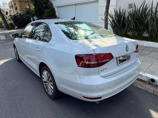 VOLKSWAGEN-JETTA-1.4 16V TSI COMFORTLINE GASOLINA 4P TIPTRONIC VOLKSWAGEN-JETTA-2017
