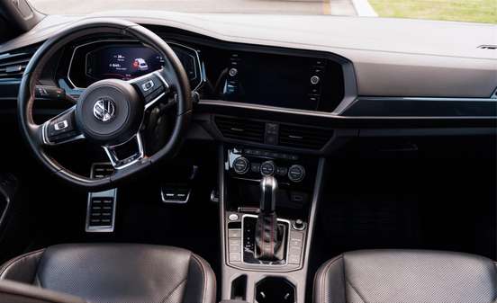 VOLKSWAGEN-JETTA-2.0 350 TSI GASOLINA GLI DSG VOLKSWAGEN-JETTA-2020
