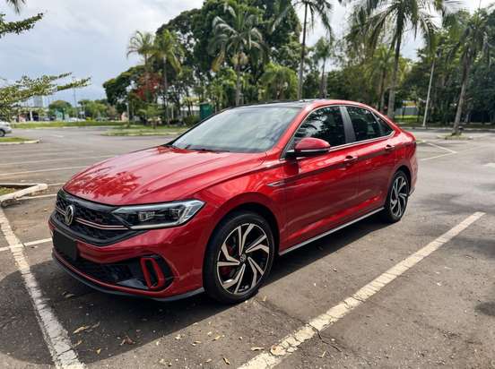 VOLKSWAGEN-JETTA-2022
