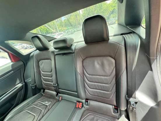 VOLKSWAGEN-JETTA-2022