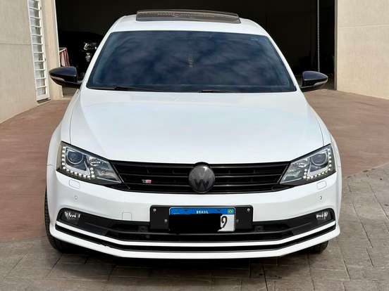 VOLKSWAGEN-JETTA-2.0 TSI HIGHLINE 211CV GASOLINA 4P TIPTRONIC VOLKSWAGEN-JETTA-2017