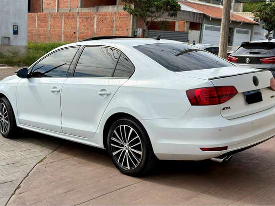 VOLKSWAGEN-JETTA-2.0 TSI HIGHLINE 211CV GASOLINA 4P TIPTRONIC VOLKSWAGEN-JETTA-2017