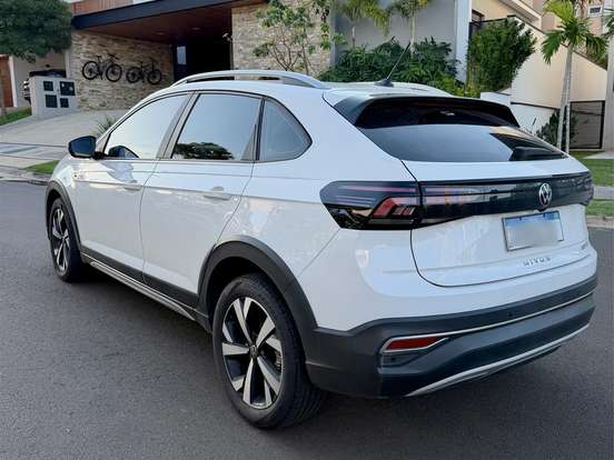 VOLKSWAGEN-NIVUS-1.0 200 TSI TOTAL FLEX HIGHLINE AUTOMÁTICO VOLKSWAGEN-NIVUS-2021