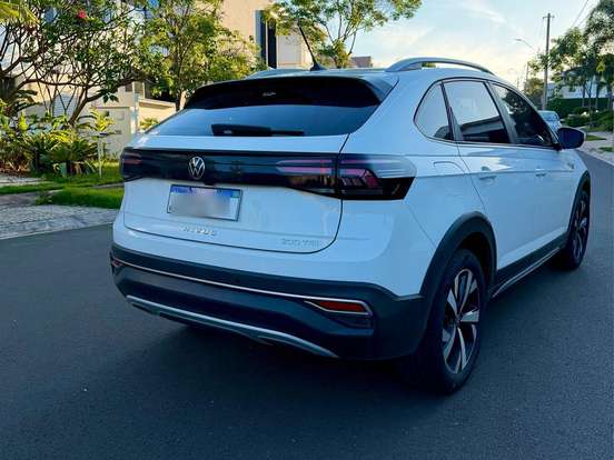 VOLKSWAGEN-NIVUS-1.0 200 TSI TOTAL FLEX HIGHLINE AUTOMÁTICO VOLKSWAGEN-NIVUS-2021