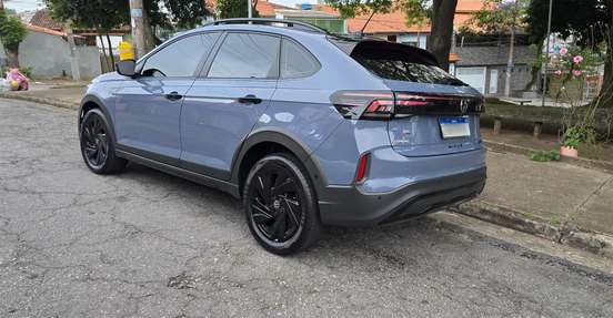 VOLKSWAGEN-NIVUS-1.0 200 TSI TOTAL FLEX HIGHLINE AUTOMÁTICO VOLKSWAGEN-NIVUS-2025