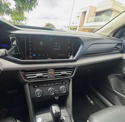 VOLKSWAGEN-TAOS-2022