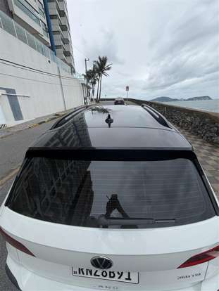 VOLKSWAGEN-TAOS-2021