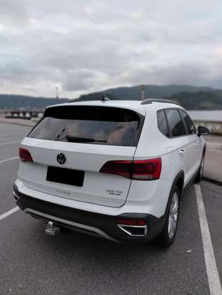 VOLKSWAGEN-TAOS-2022