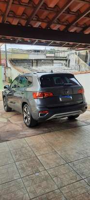 VOLKSWAGEN-TAOS-2023