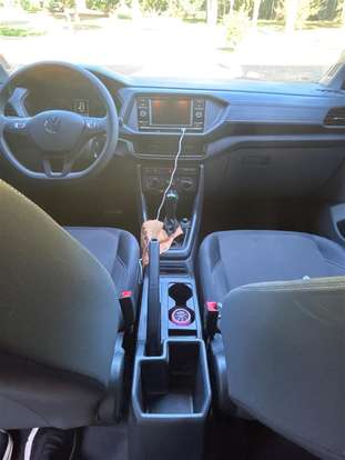 VOLKSWAGEN-T-CROSS-2023