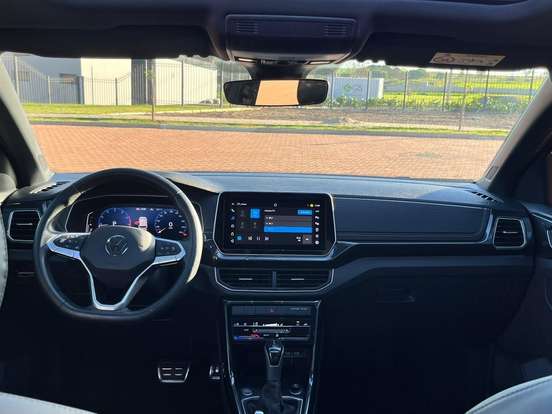 VOLKSWAGEN-T-CROSS-2024