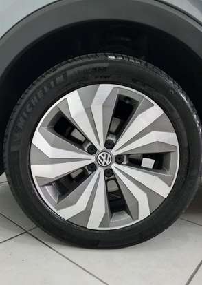 VOLKSWAGEN-T-CROSS-1.4 250 TSI TOTAL FLEX HIGHLINE AUTOMÁTICO VOLKSWAGEN-T-CROSS-2019